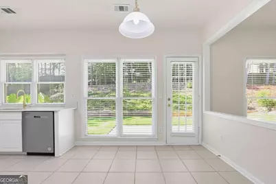 10920 Glenbarr Drive, Johns Creek, GA 30097 - Photo 14
