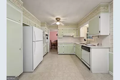 4162 Cimarron Drive, Clarkston, GA 30021 - Photo 10