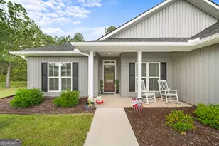 692 Wildflower Cir, Metter, GA 30439 - Photo 6
