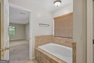 311 Lochland Pl, Brunswick, GA 31525 - Photo 18
