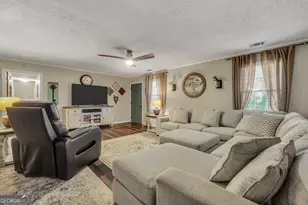 372 Johnstonville Rd, Barnesville, GA 30204 - Photo 8