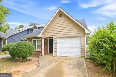 7980 Woodlake Drive, Riverdale, GA 30274 - Photo 2