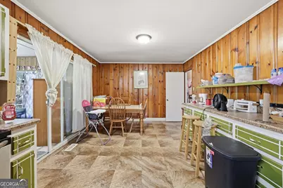 327 Poplar Street, Toccoa, GA 30577 - Photo 8