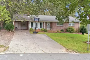 327 Poplar St, Toccoa, GA 30577 - Photo 40