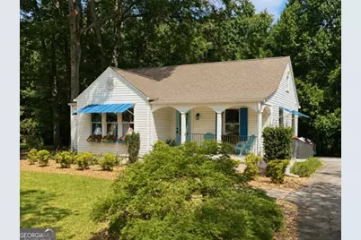 570 Lanier Avenue E, Fayetteville, GA 30214 - Photo 2