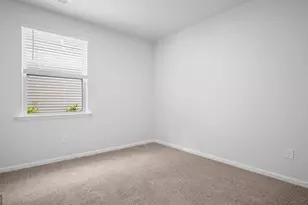 1075 Lakes Blvd, Brunswick, GA 31525 - Photo 20