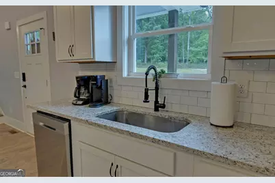 322 Paradise Point Road, Hartwell, GA 30643 - Photo 6