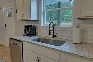 322 Paradise Point Rd, Hartwell, GA 30643 - Photo 6