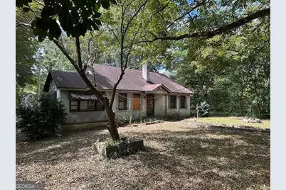 402 Atlanta Street, Barnesville, GA 30204 - Photo 2