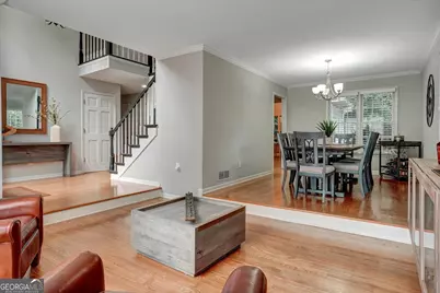 115 Glen Holly Drive, Roswell, GA 30076 - Photo 8