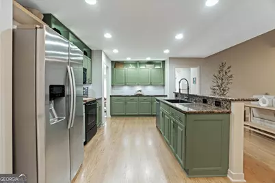 115 Glen Holly Drive, Roswell, GA 30076 - Photo 14