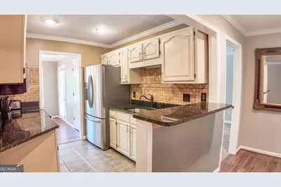 904 Peachtree Forest Terrace, Peachtree Corners, GA 30092 - Photo 8