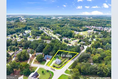 6104 Saddlehorse Drive, Flowery Branch, GA 30542 - Photo 20