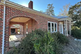 131 Huckabee St, Mcrae, GA 31055 - Photo 1