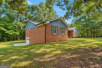 3483 Monica Lane SW, Conyers, GA 30094 - Photo 4