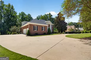125 Torrey Pines Ct, Newnan, GA 30265 - Photo 86