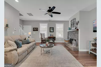 1377 Charleston Avenue, Commerce, GA 30529 - Photo 4