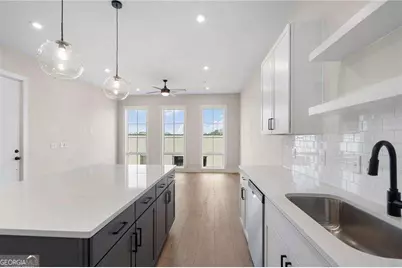 990 Bibbs Circle #34, Atlanta, GA 30318 - Photo 2