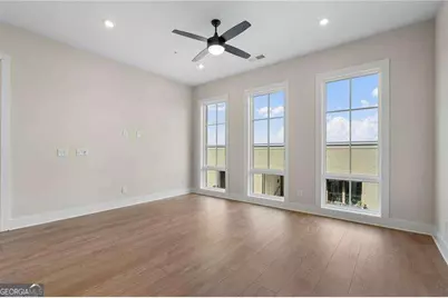990 Bibbs Circle #34, Atlanta, GA 30318 - Photo 8
