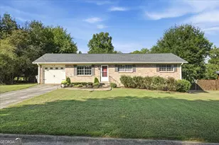 950 Meadowbrook Ln NW, Conyers, GA 30012 - Photo 1