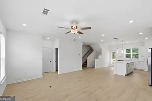 607 Rose Hill Ln, Lawrenceville, GA 30044 - Photo 18