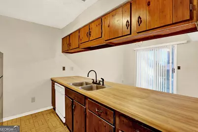 1330 Old Countryside Circle, Stone Mountain, GA 30083 - Photo 22