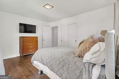 2288 Bryant Drive, East Point, GA 30344 - Photo 10