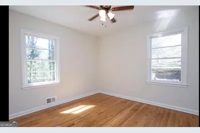 2288 Bonner Road, East Point, GA 30344 - Photo 12