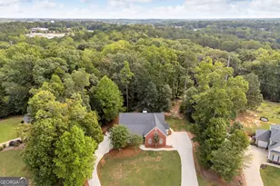 49 Thornhill Cir, Jefferson, GA 30549 - Photo 10