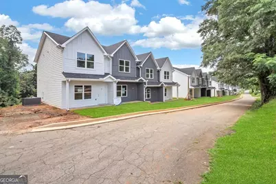 50 S Jackson Street #UNIT 102, Forsyth, GA 31029 - Photo 2