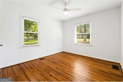 2004 Dering Circle NE, Atlanta, GA 30345 - Photo 10