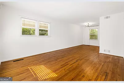 2004 Dering Circle NE, Atlanta, GA 30345 - Photo 4