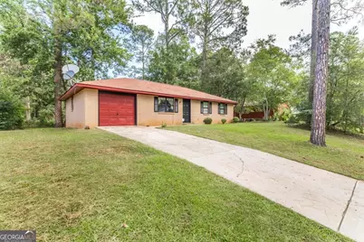 316 Peach Circle, Fort Valley, GA 31030 - Photo 2