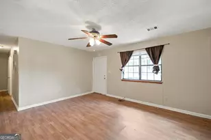 316 Peach Cir, Fort Valley, GA 31030 - Photo 8