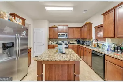 7736 Old Thyme Road, Union City, GA 30291 - Photo 4