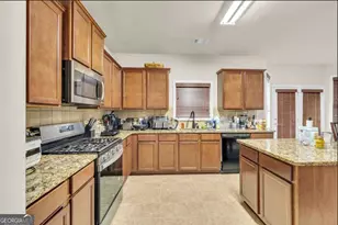 7736 Old Thyme Rd, Union City, GA 30291 - Photo 2