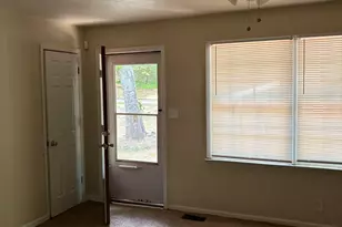 1379 Wills Pl, Macon, GA 31211 - Photo 4