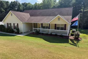 406 Arrowhatchee Dr, Winder, GA 30680 - Photo 2
