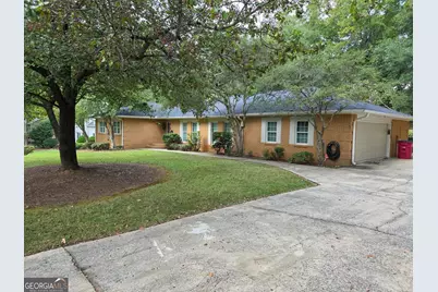 350 Castlegate Road, Macon, GA 31210 - Photo 2