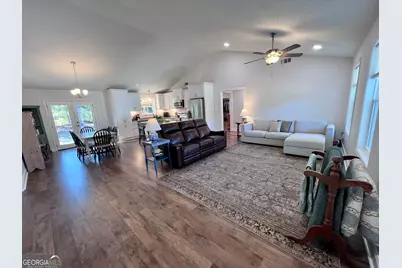 61 Esther Way, Jesup, GA 31545 - Photo 8