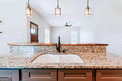 1445 N Forest Avenue, Hartwell, GA 30643 - Photo 12