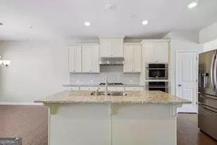 402 Montclair Ct, Woodstock, GA 30188 - Photo 8