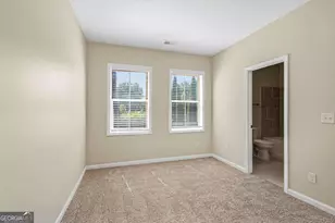 402 Montclair Ct, Woodstock, GA 30188 - Photo 18