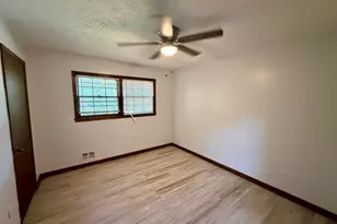 380 Shelton Woods Ct, Stone Mountain, GA 30088 - Photo 20