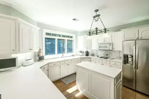 320 Laurel Lakes Dr, Carrollton, GA 30116 - Photo 16