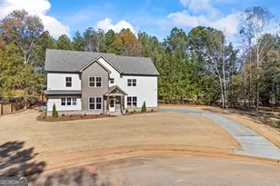 1040 Greenwood Cir, Madison, GA 30650 - Photo 1