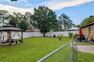 775 S 6th St, Jesup, GA 31545 - Photo 6