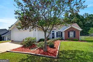 412 Lexington Park Dr, Lagrange, GA 30241 - Photo 2