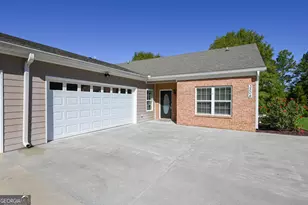 3504 Commonwealth Cir, Newnan, GA 30263 - Photo 1