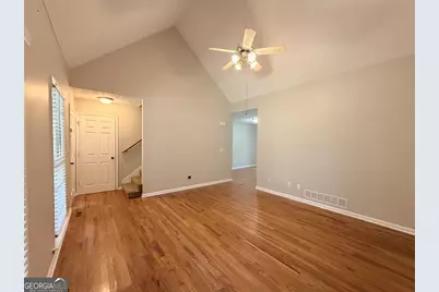 4007 Lindley Circle, Powder Springs, GA 30127 - Photo 4